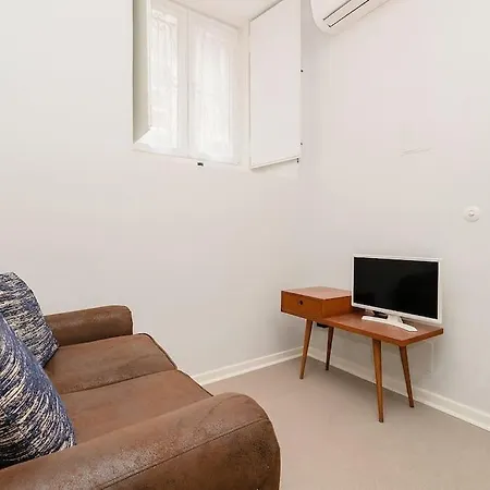 Design Flats In The Heart Of